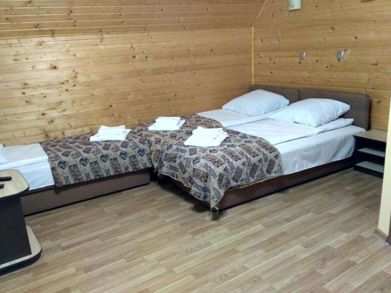 Hotel Camelot Rachów Zewnętrze zdjęcie