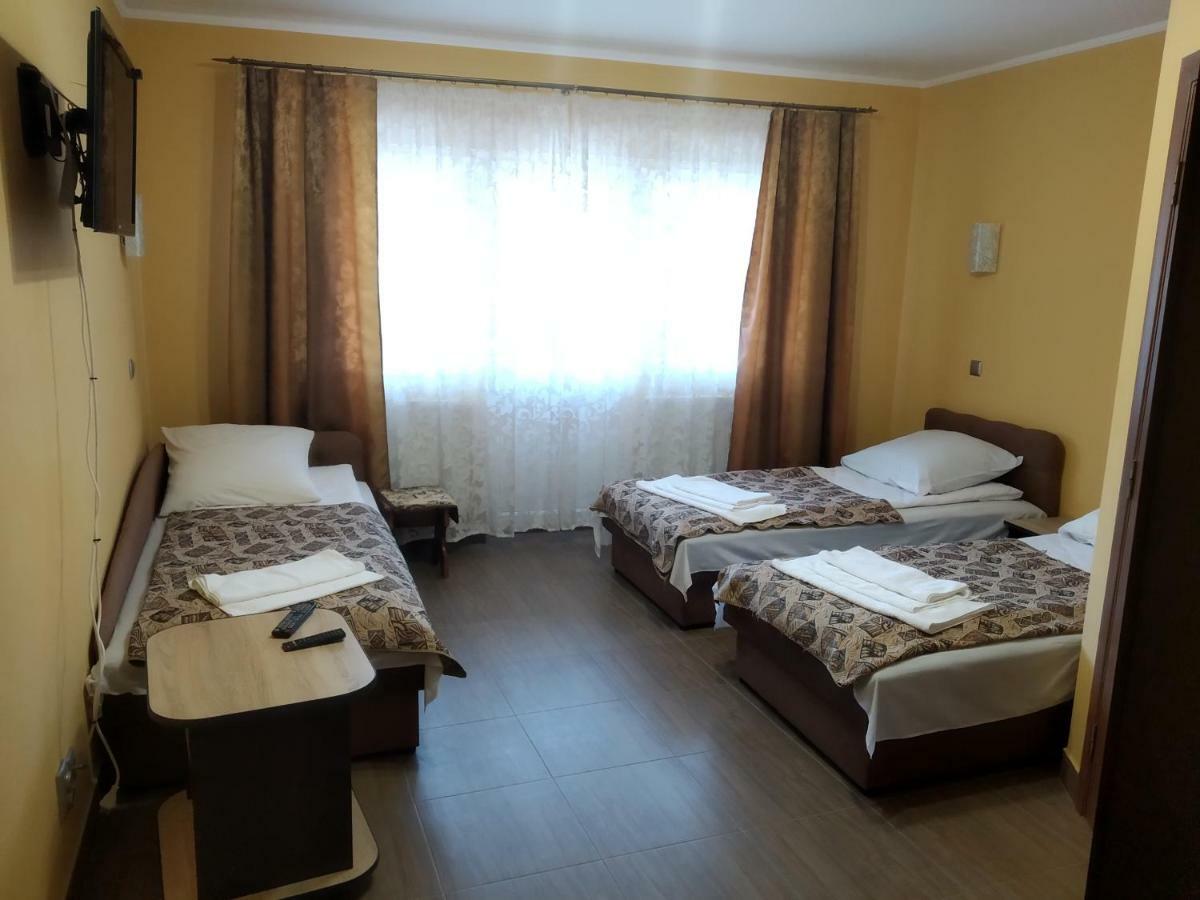 Hotel Camelot Rachów Zewnętrze zdjęcie